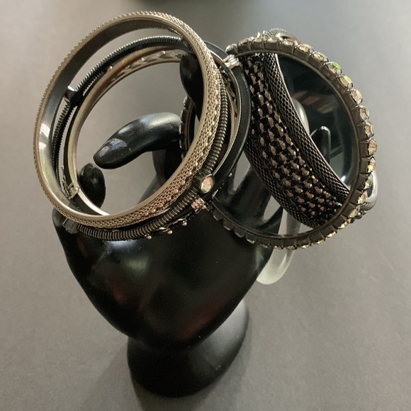 R.J. Graziano multiple 7 bracelets silvertone - Picture 2 of 3